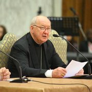 kardinal Kevin Farell